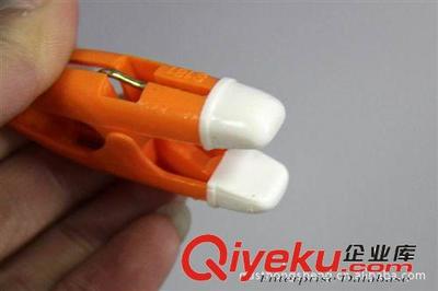 廠家直銷熱銷PP塑料雙色衣夾20莊夾子S181 品質與實惠之選